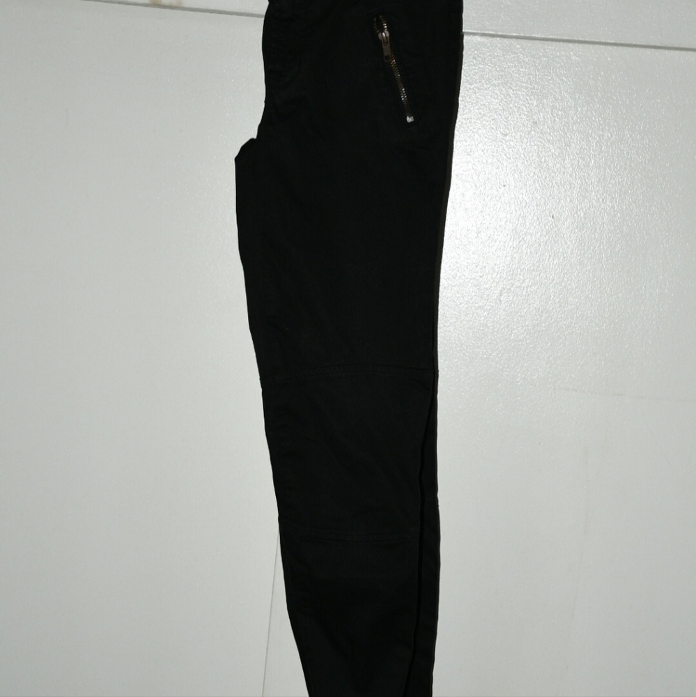 Moto style pants with zippers